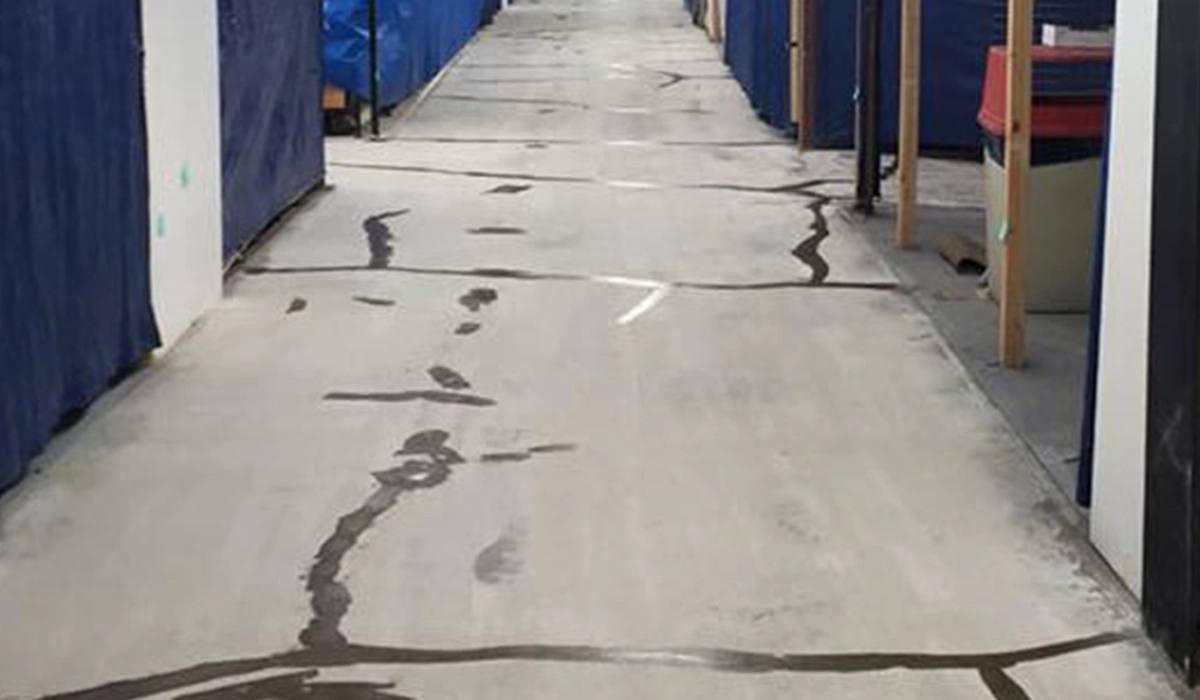 Concrete patched and fixed to repair cracks
